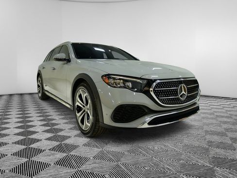 Used 2025 Mercedes-Benz E 450 4MATIC All-Terrain Wagon image 7