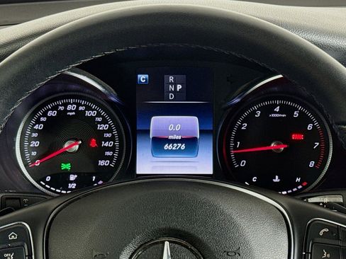 Used 2019 Mercedes-Benz GLC 300 image 18