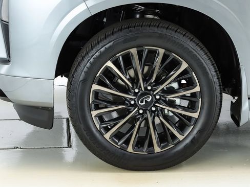 New 2026 INFINITI QX80 Autograph w/ Premium Cargo Package AWD/4WD image 5