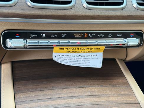New 2026 Mercedes-Benz GLS 450 4MATIC image 27