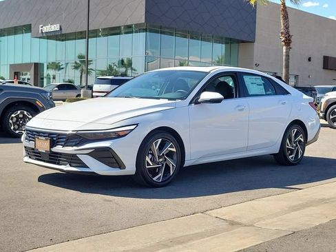 New 2026 Hyundai Elantra Limited FWD image 3
