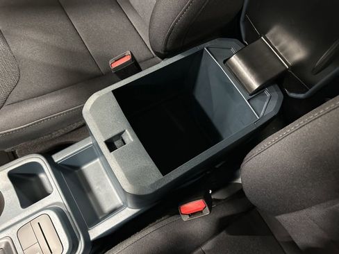 New 2025 Ford Maverick XL image 21