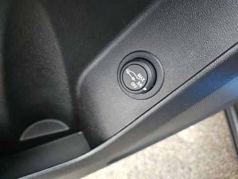 Used 2024 Chevrolet Equinox LT w/ LPO, Floor Liner Package image 37