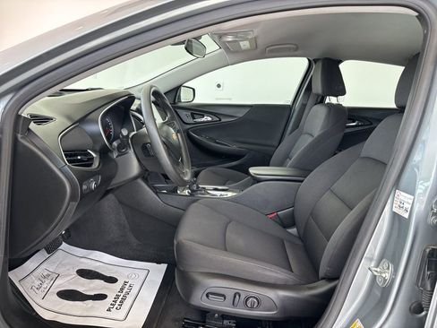 Used 2024 Chevrolet Malibu LT FWD image 8