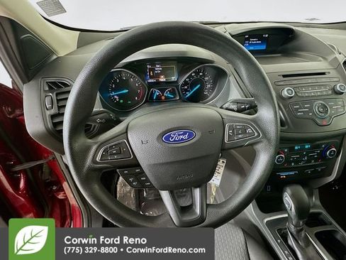 Used 2018 Ford Escape SE image 11