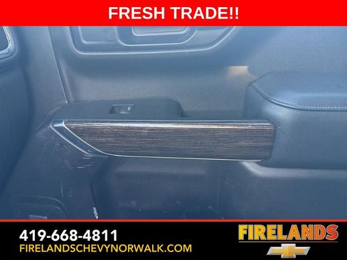 Used 2021 GMC Sierra 1500 Elevation w/ Preferred Package image 31