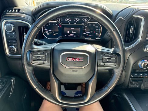 Used 2021 GMC Sierra 1500 AT4 w/ AT4 Value Package AWD/4WD image 11