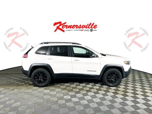 Used 2019 Jeep Cherokee Trailhawk w/ Comfort/Convenience Group image 8