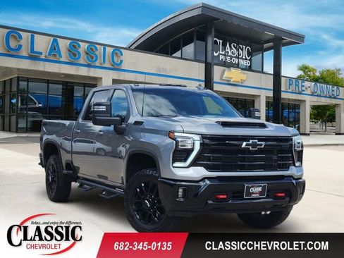 Used 2025 Chevrolet Silverado 2500 LTZ w/ LTZ Plus Package AWD/4WD image 1