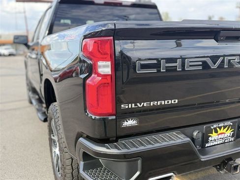 Used 2019 Chevrolet Silverado 1500 Custom Trail Boss AWD/4WD image 13