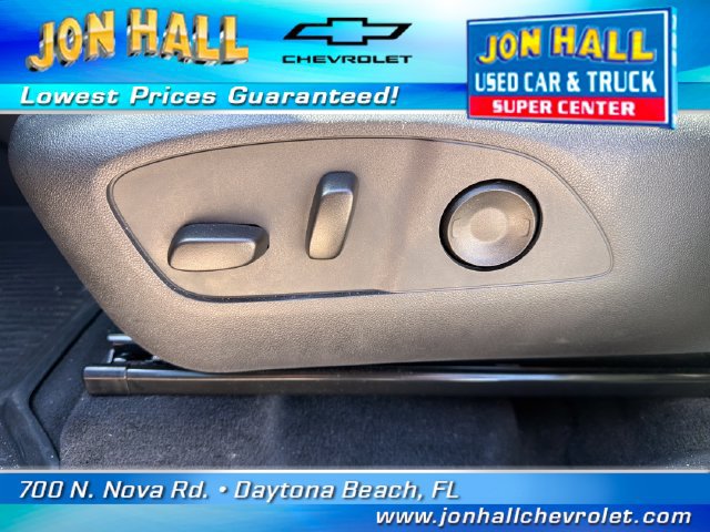 Used 2025 Chevrolet Traverse Z71 w/ Enhanced Driving Package AWD/4WD image 18