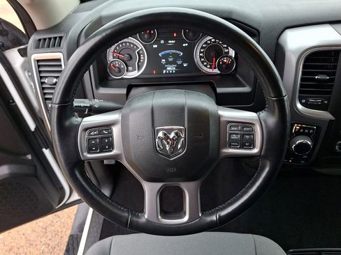 Used 2022 RAM 1500 Classic SLT w/ Electronics Convenience Group image 18