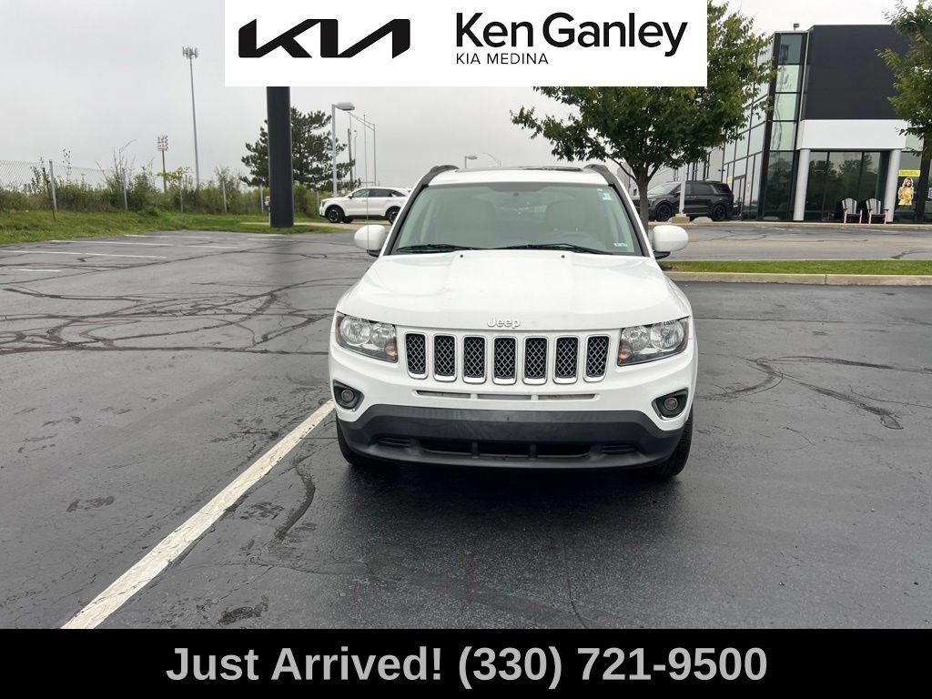 Used 2016 Jeep Compass High Altitude AWD/4WD image 2