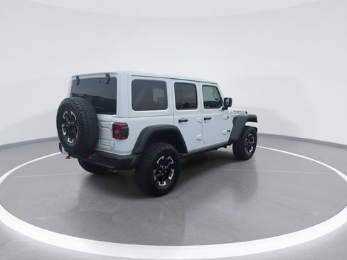 Used 2025 Jeep Wrangler Unlimited Rubicon w/ Safety Group AWD/4WD image 8
