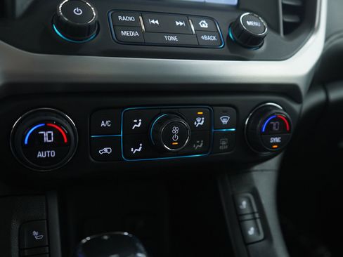 Used 2019 GMC Acadia SLT w/ LPO, Floor Liner Package image 25