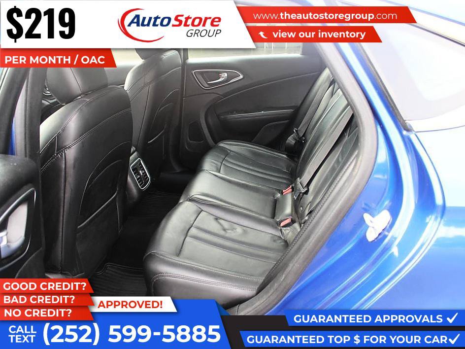 Used 2015 Chrysler 200 C FWD image 11