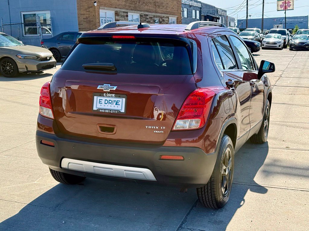 Used 2016 Chevrolet Trax LT w/ LT Convenience Package AWD/4WD image 7