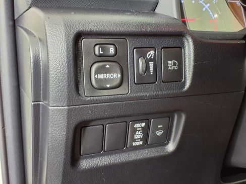 Used 2023 Toyota 4Runner SR5 image 25