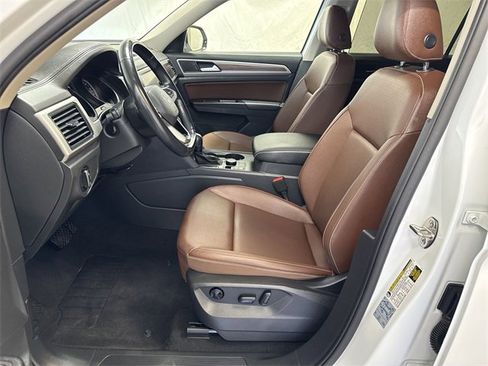 Used 2021 Volkswagen Atlas SE image 10