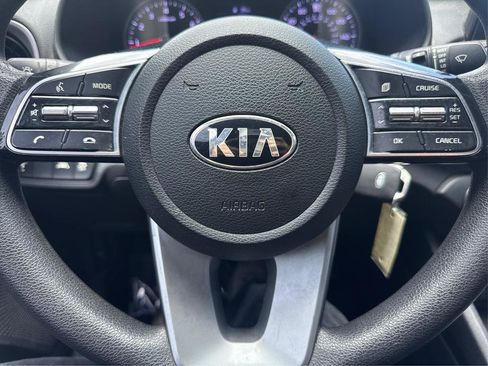 Used 2020 Kia Forte LXS FWD image 13
