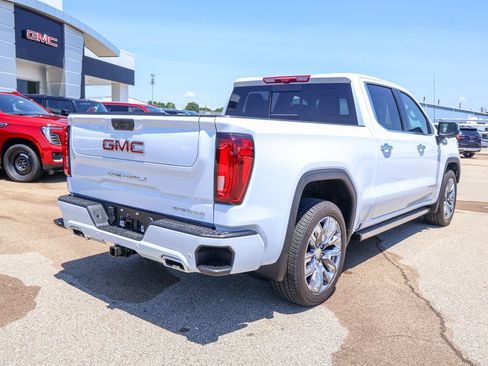 New 2026 GMC Sierra 1500 Denali AWD/4WD image 3