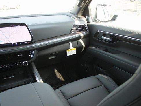 New 2026 Chevrolet Tahoe Z71 w/ Z71 Off-Road Package image 8