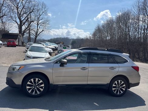 Used 2016 Subaru Outback 3.6R Limited image 1