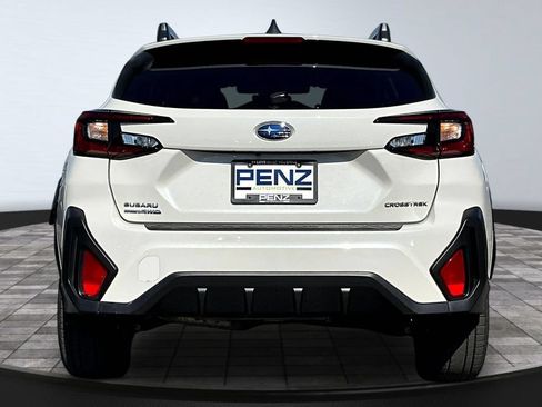 Used 2024 Subaru Crosstrek 2.0i Premium AWD/4WD image 5