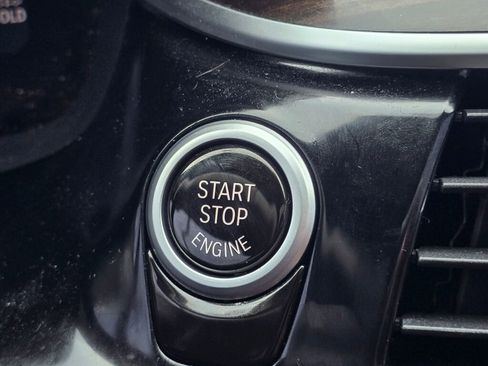 Used 2023 BMW 540i w/ M Sport Package image 25