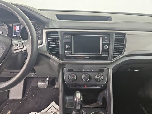 Used 2019 Volkswagen Atlas S image 17