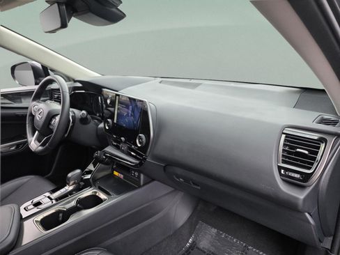 Certified 2025 Lexus NX 250 FWD w/ Towing Package (2000 Lbs) image 30