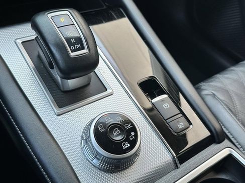 Used 2022 Mitsubishi Outlander SEL image 17