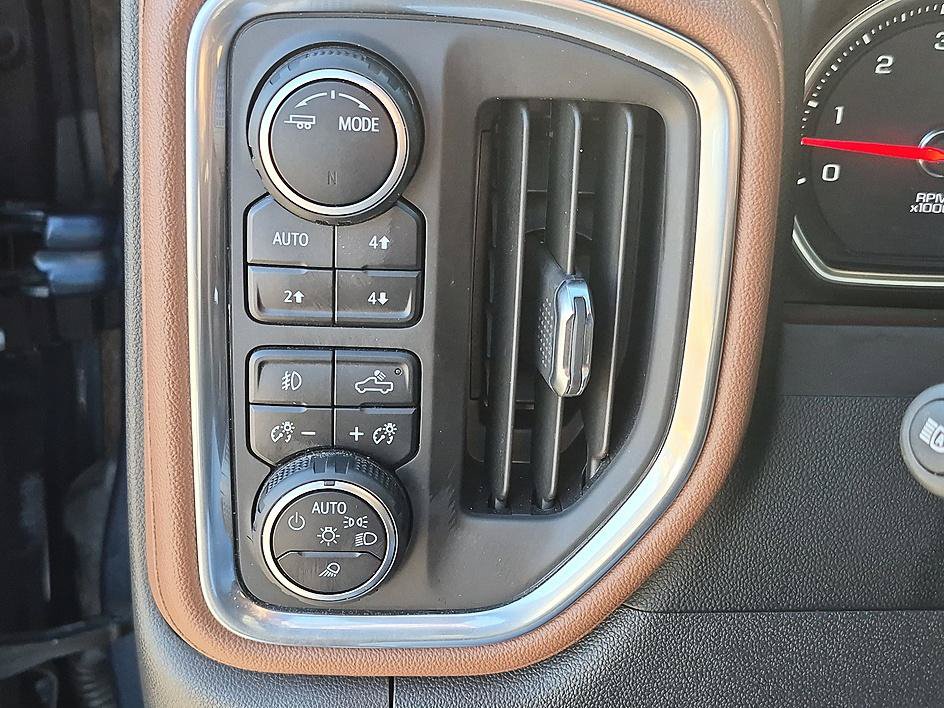 Used 2022 Chevrolet Silverado 1500 High Country AWD/4WD image 21