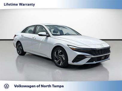 Used 2025 Hyundai Elantra Limited