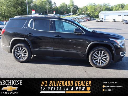 Used 2017 GMC Acadia SLE AWD/4WD image 1