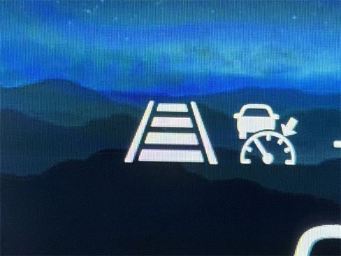 New 2025 Subaru Forester Touring image 21