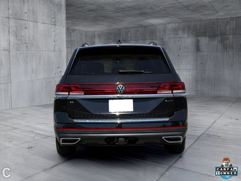 Used 2025 Volkswagen Atlas SE AWD/4WD image 5