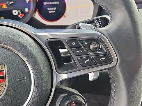 Used 2020 Porsche Cayenne image 25