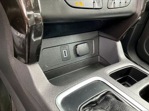 Used 2019 Ford Escape Titanium AWD/4WD image 27
