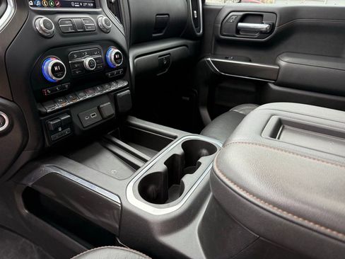 Used 2021 GMC Sierra 1500 AT4 w/ AT4 Premium Package image 13