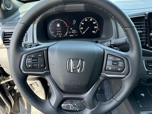 New 2026 Honda Ridgeline RTL image 14