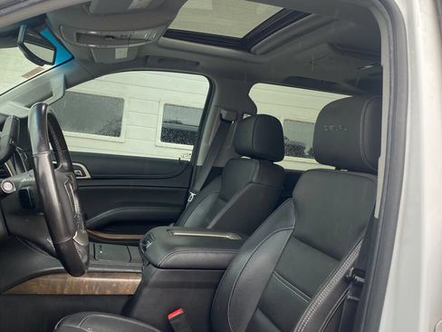 Used 2018 GMC Yukon Denali w/ Open Road Package AWD/4WD image 2