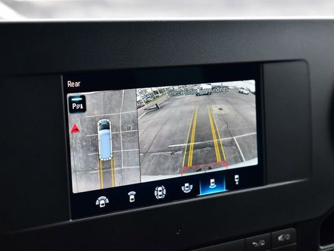 Used 2024 Mercedes-Benz Sprinter 2500 image 17