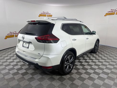 Used 2018 Nissan Rogue SL w/ Premium Package FWD image 6