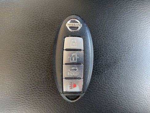 Used 2019 Nissan Sentra SV FWD image 32