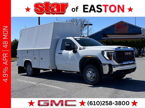 New 2026 GMC Sierra 3500 Pro AWD/4WD image 1