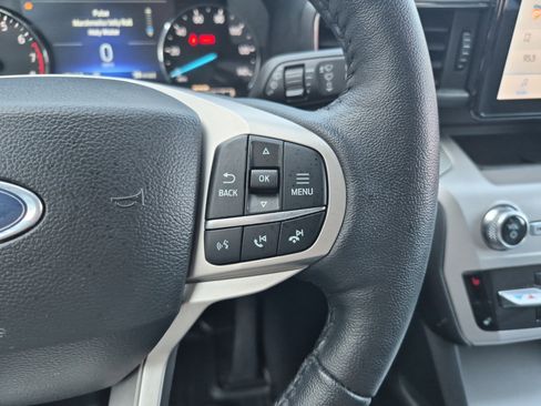 Certified 2023 Ford Explorer XLT w/ Equipment Group 202A image 27