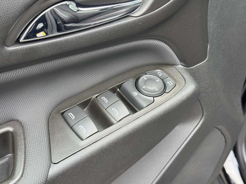 Certified 2023 Chevrolet Equinox RS w/ RS Leather Package AWD/4WD image 14
