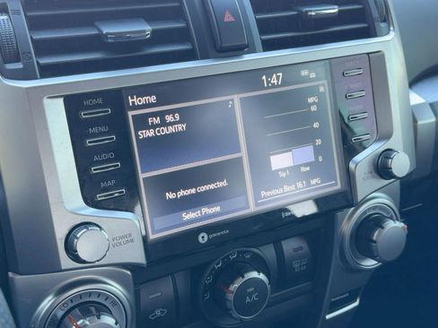 Used 2023 Toyota 4Runner SR5 image 22