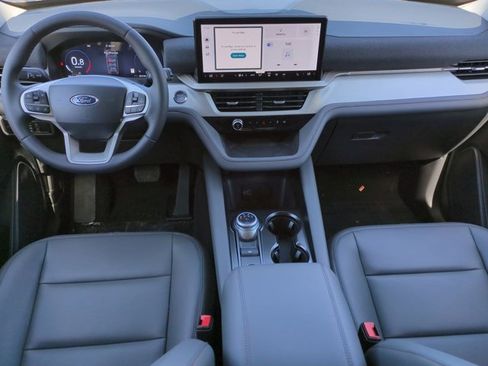 New 2026 Ford Explorer Active w/ Active Comfort Package image 15